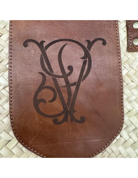 Panier rabat cuir avec initiales